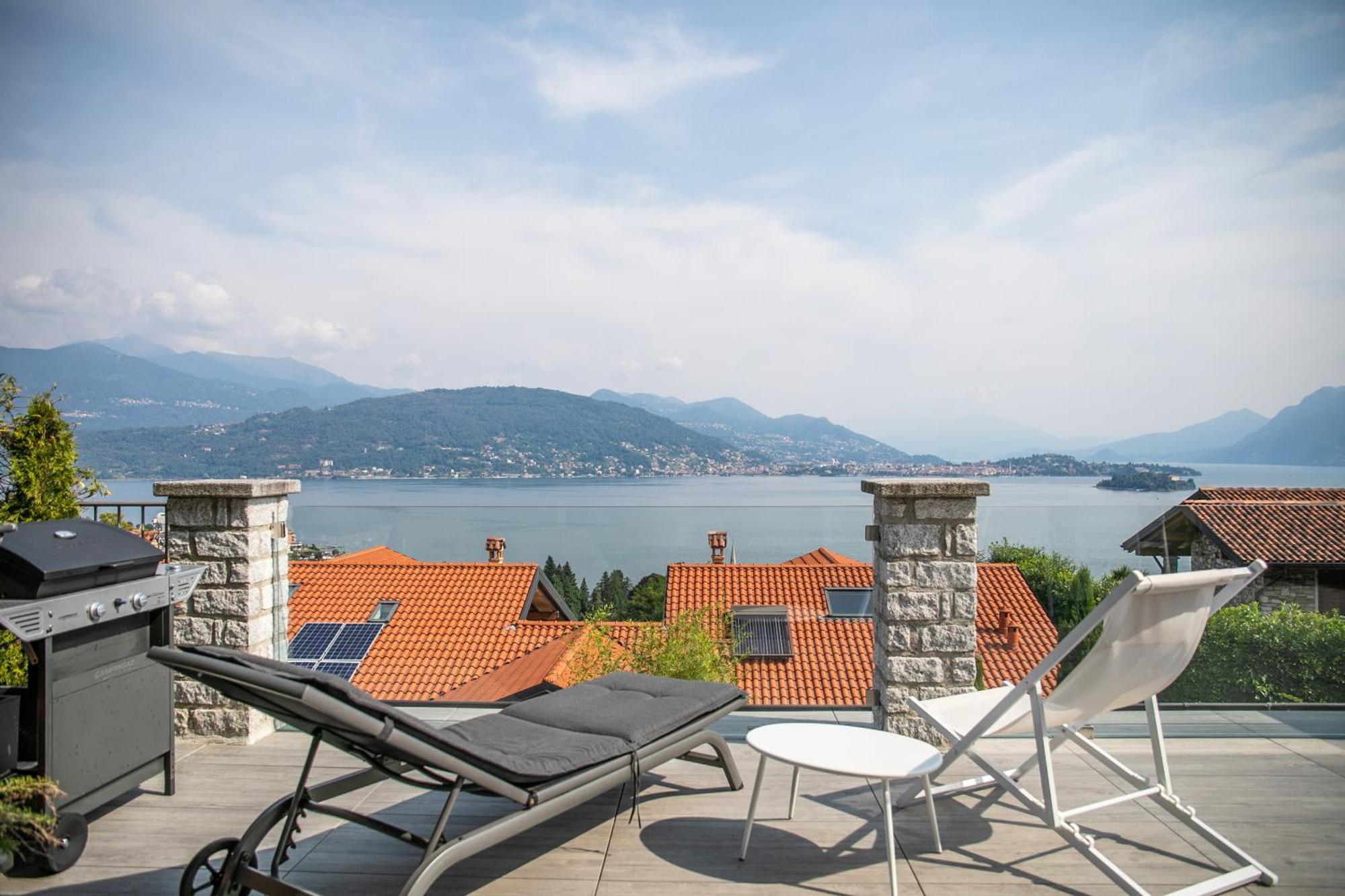 Appartamento Relax House Baveno Esterno foto