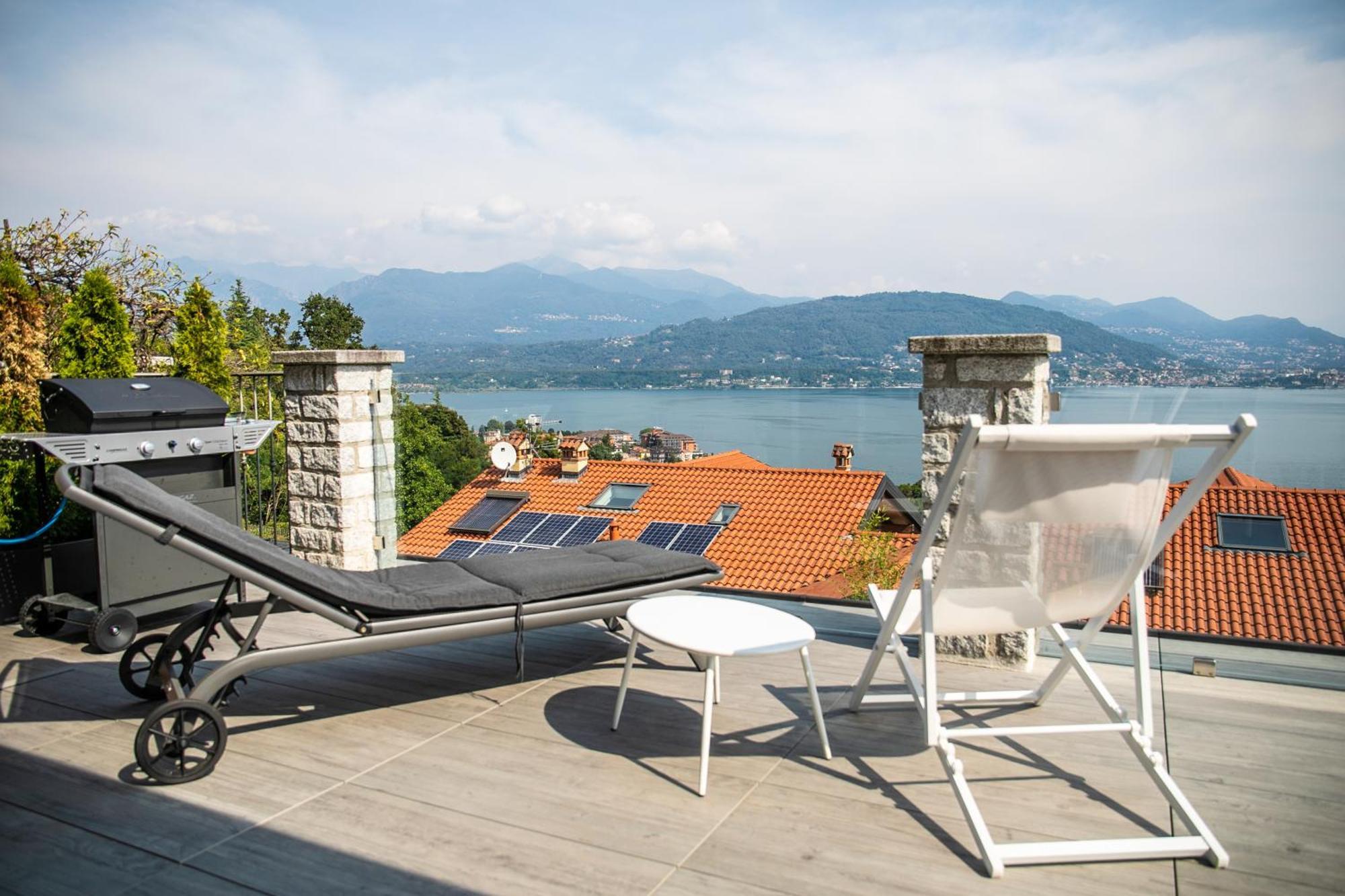 Appartamento Relax House Baveno Esterno foto