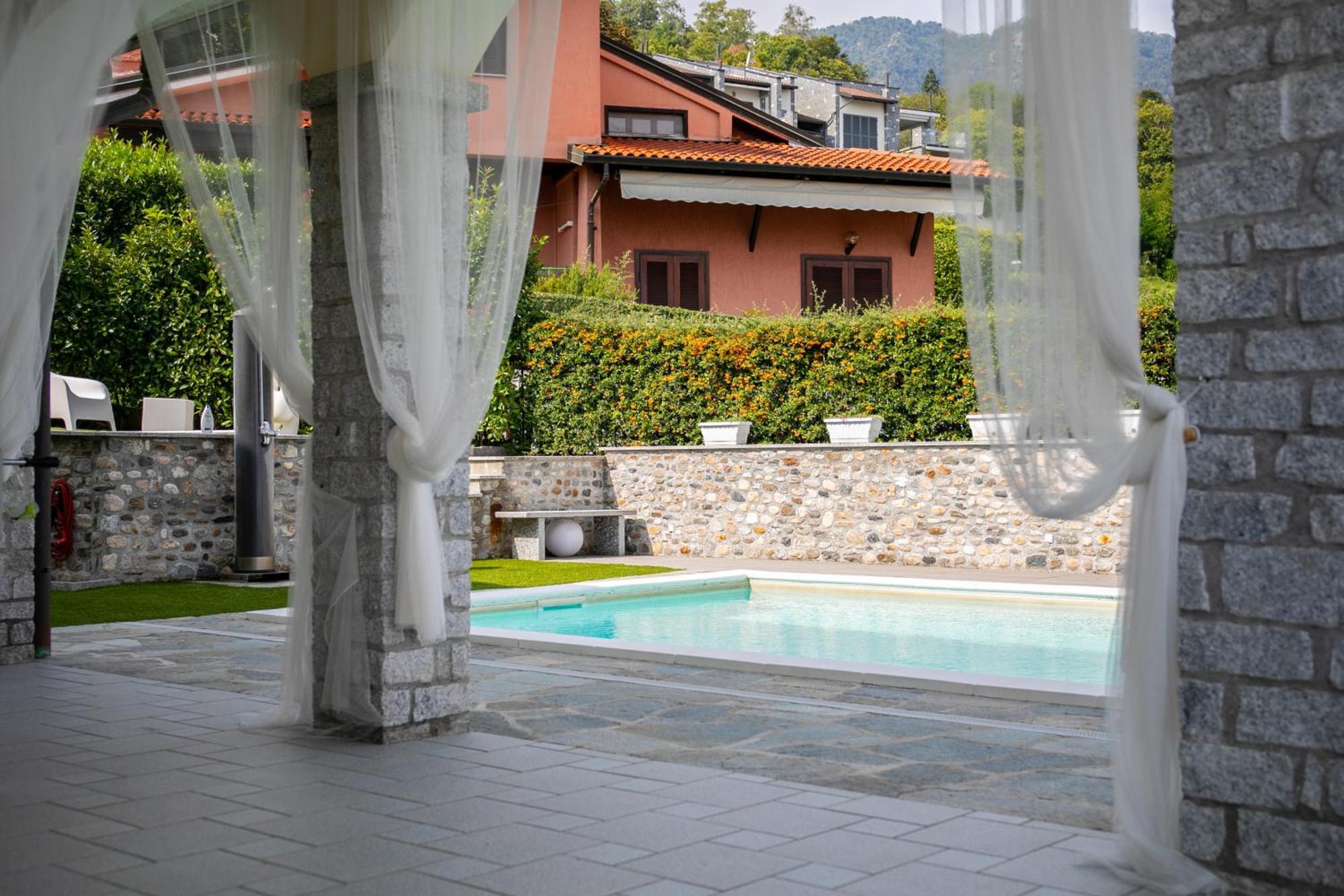 Appartamento Relax House Baveno Esterno foto